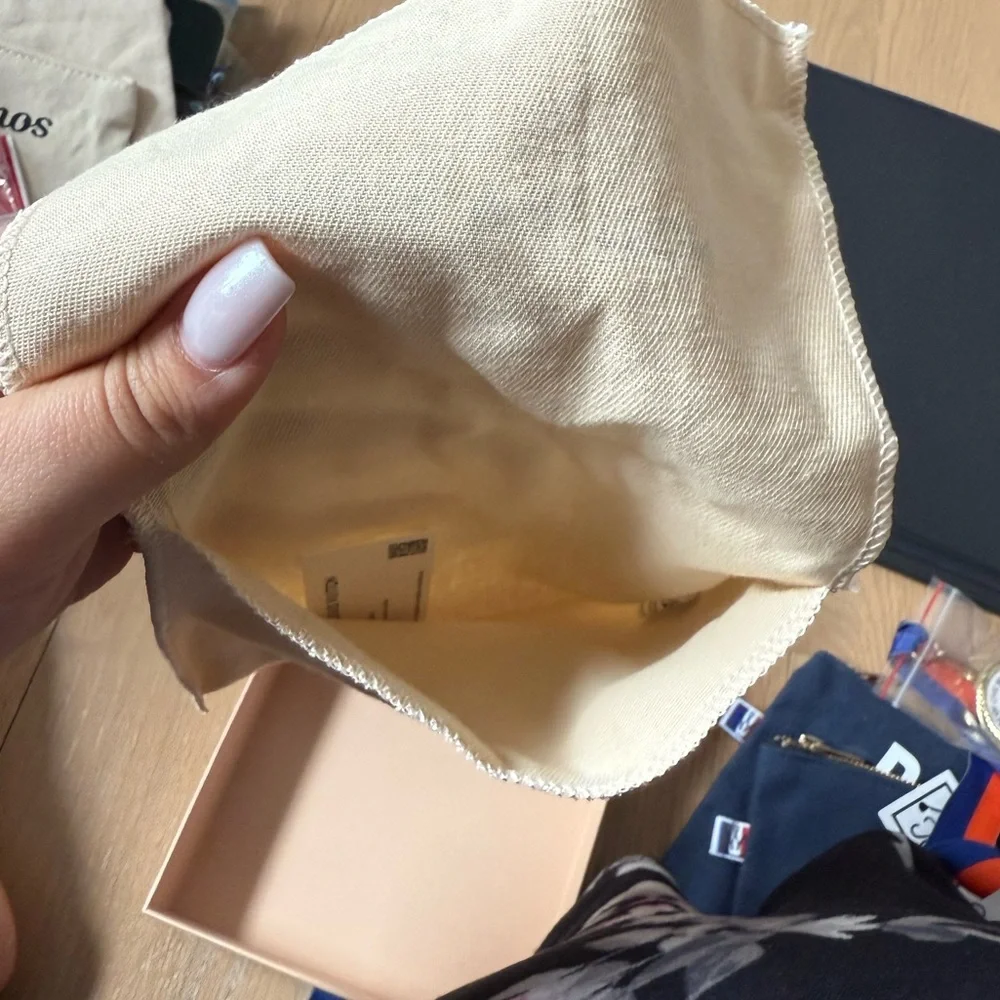Louis Vuitton Cream Dust Bag with Peach Box Interior